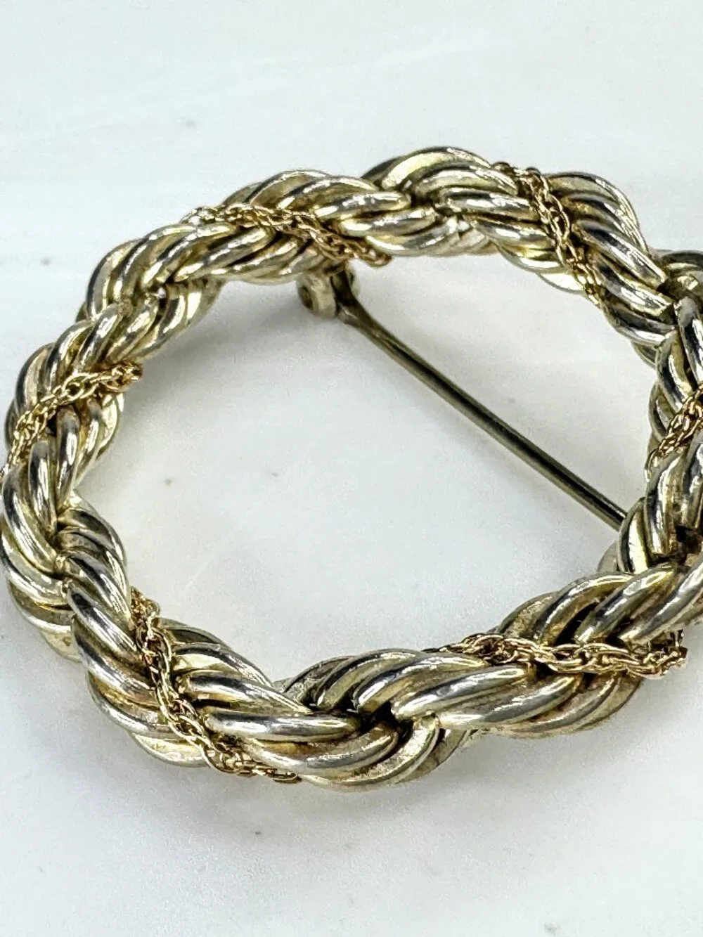 Vintage Tiffany & Co. 18K Gold Sterling Silver Twist Rope Wreath Brooch JR1878